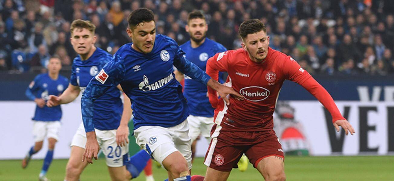 开云体育入口-杜塞尔多夫全力争胜对阵沙尔克，战术对决展开的简单介绍