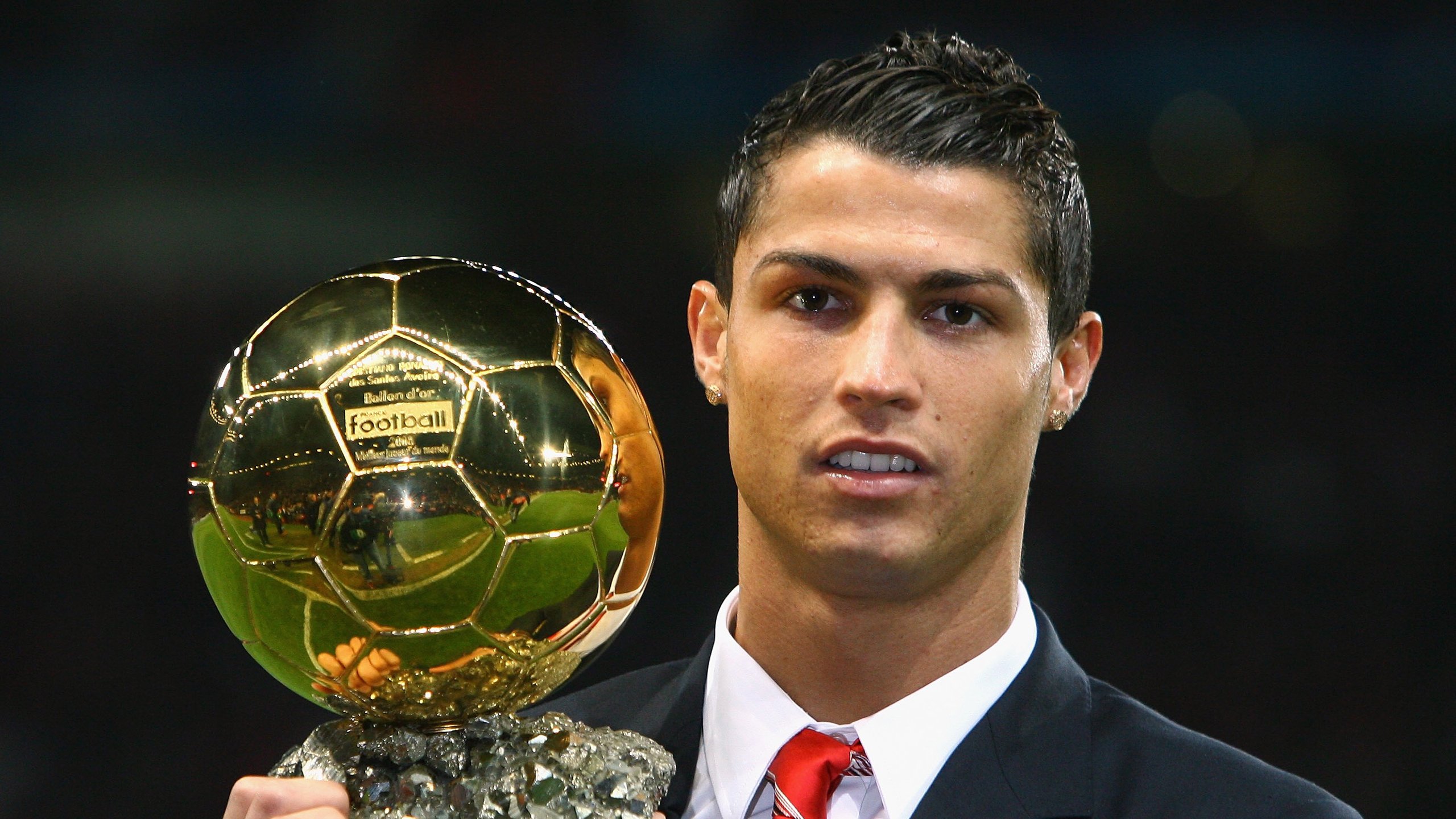 开云体育app-佩德里梅开二度定乾坤，美加墨世界杯之夜见证西班牙新王登基