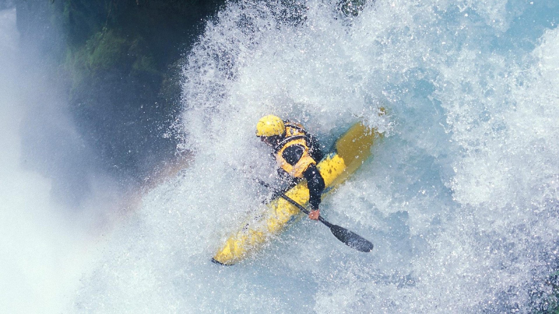 开云下载-赛道与绿茵的狂想曲，当京多安在F1街道赛接管曼城压哨绝杀